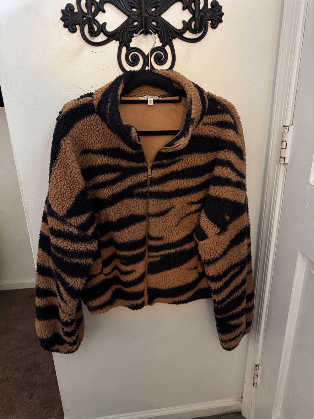 Express One Eleven Brown & Black Tiger-Print Sherpa Zip Jacket